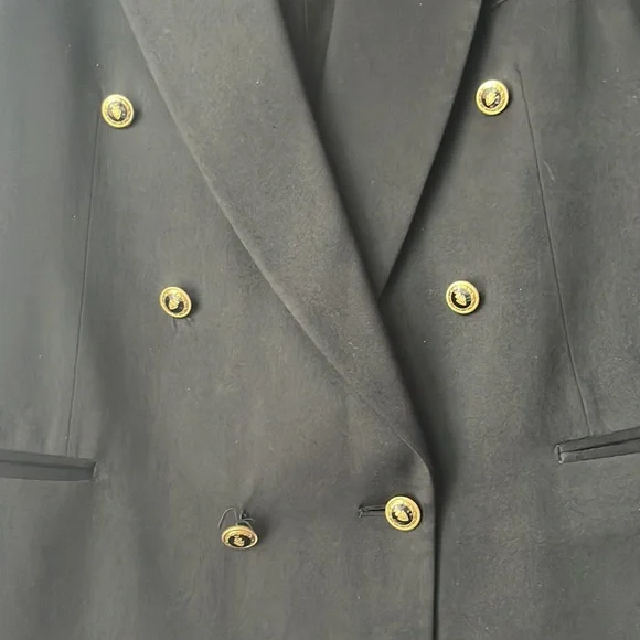 YVES SAINT LAUREN BLACK BLAZER SIZE LARGE IN GOOD CONDITION